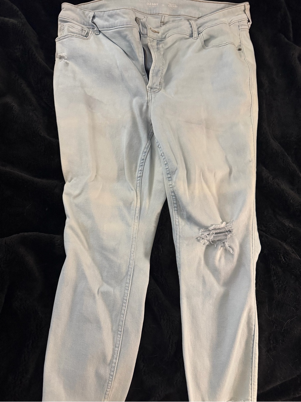 Old Navy Light Wash Skinny Jeans with Knee Distress
